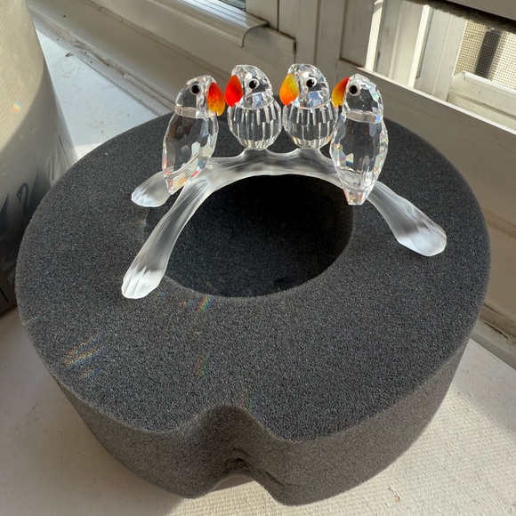 Crystal Bird Figurine on Arch - Picture 3 of 13